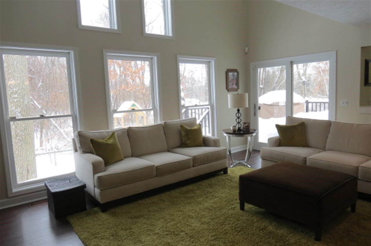 4356 Foxfire Dr, South Bend, IN 46628 photo 9