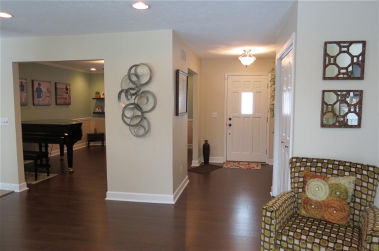 4356 Foxfire Dr, South Bend, IN 46628 photo 3
