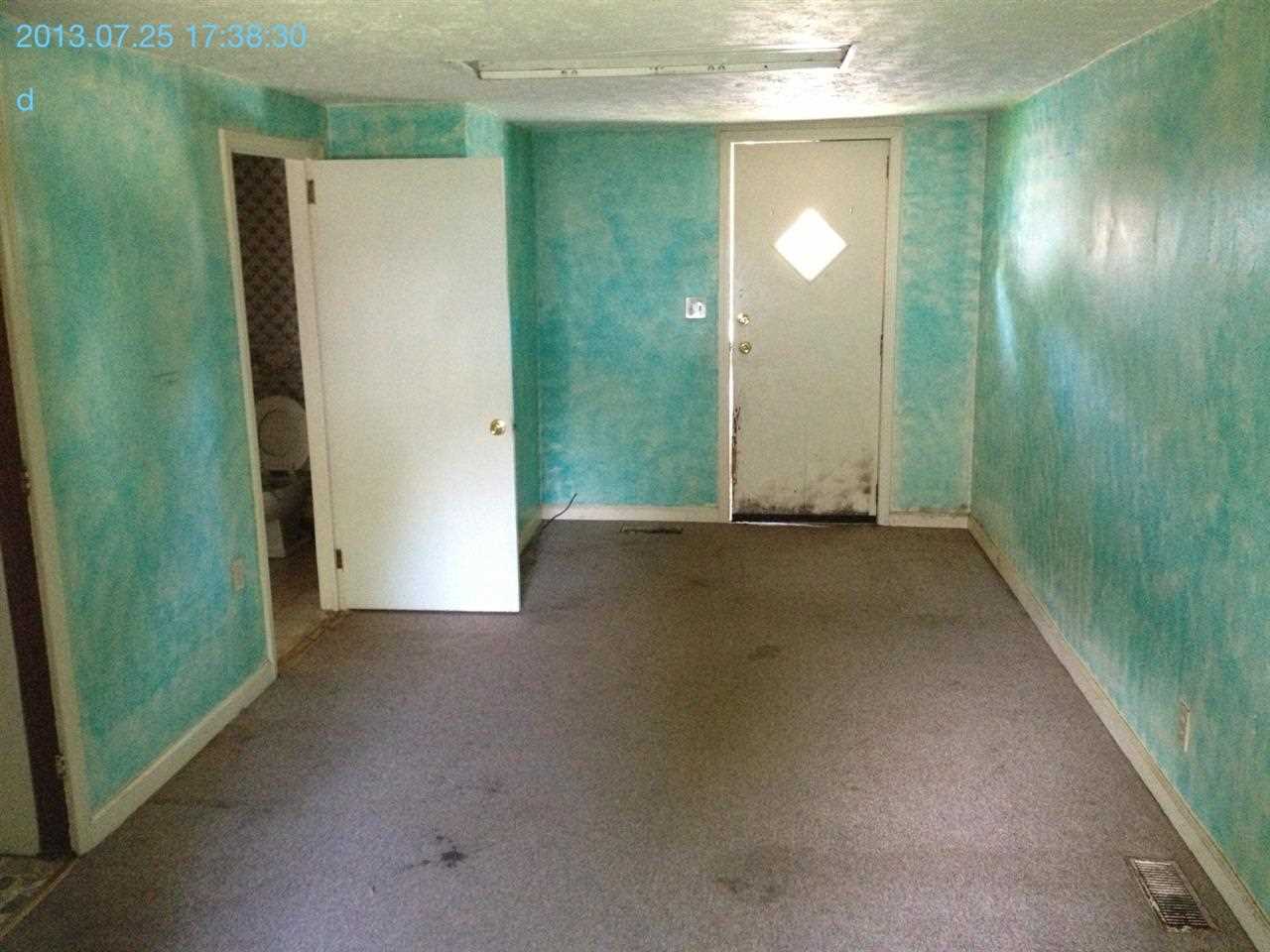 1003 Delphi Ave, Frankfort, IN 46041 photo 3