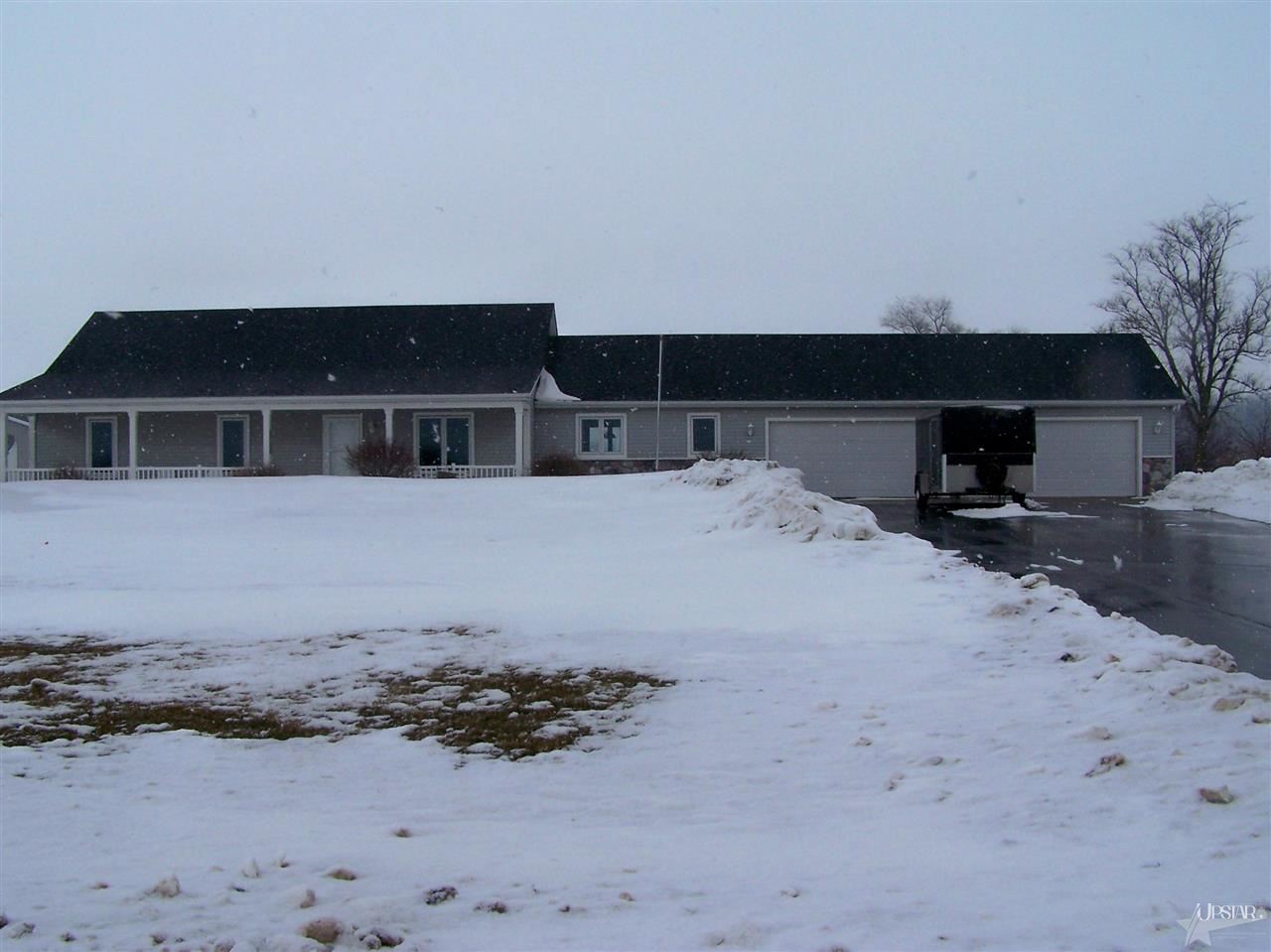 7520 Winters Rd, Fort Wayne, IN 46809 photo 1