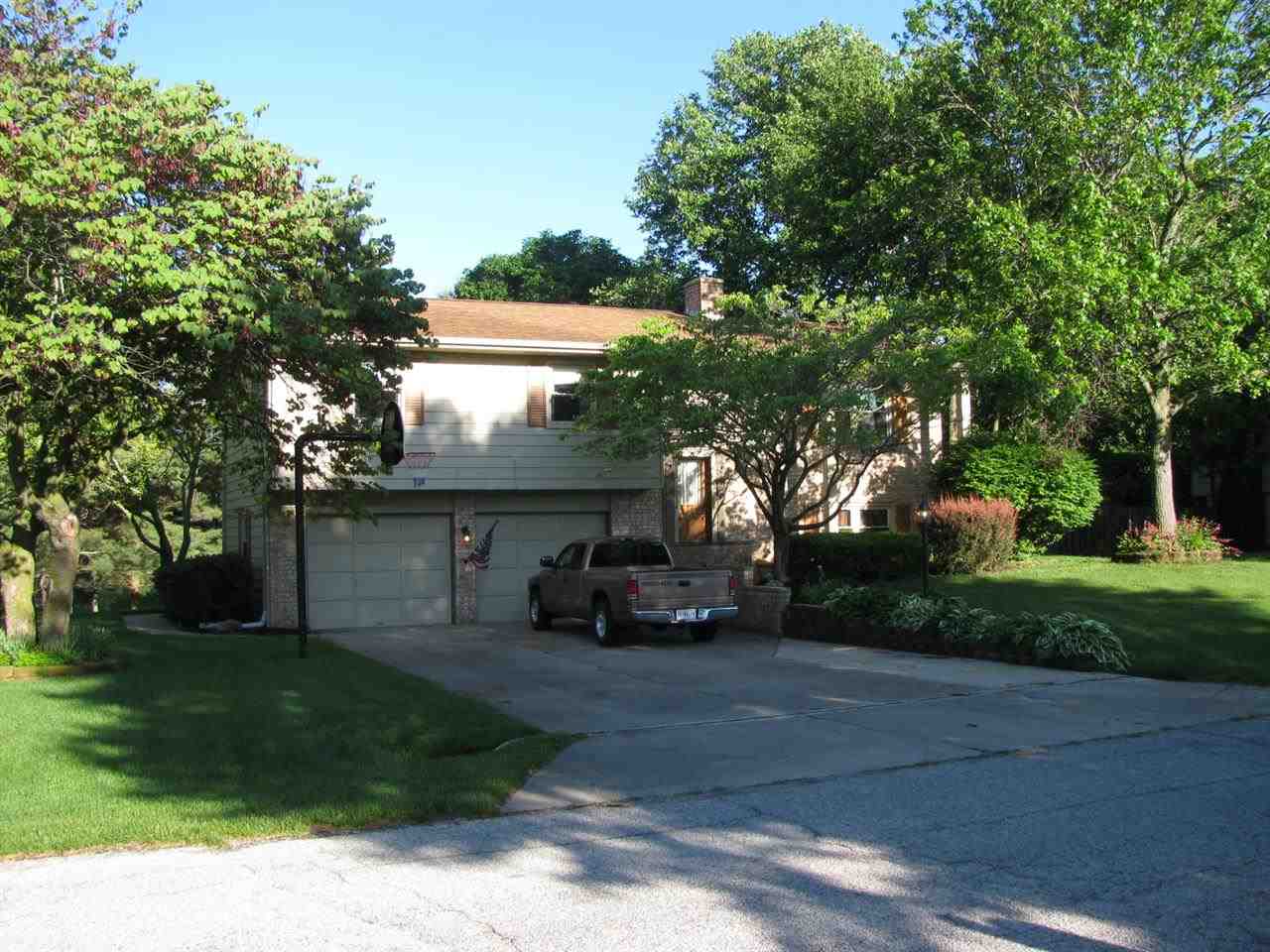 56653 Diamond Dr, Elkhart, IN 46516 photo 1