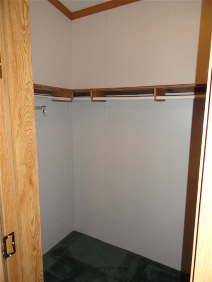 927 E 950 N, Wheatfield, IN 46392 photo 14