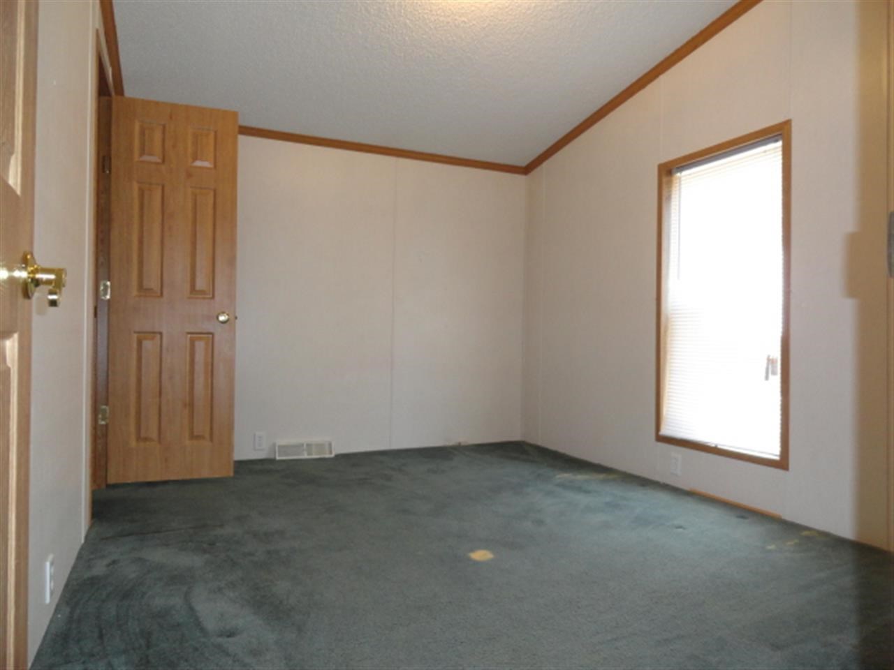927 E 950 N, Wheatfield, IN 46392 photo 23