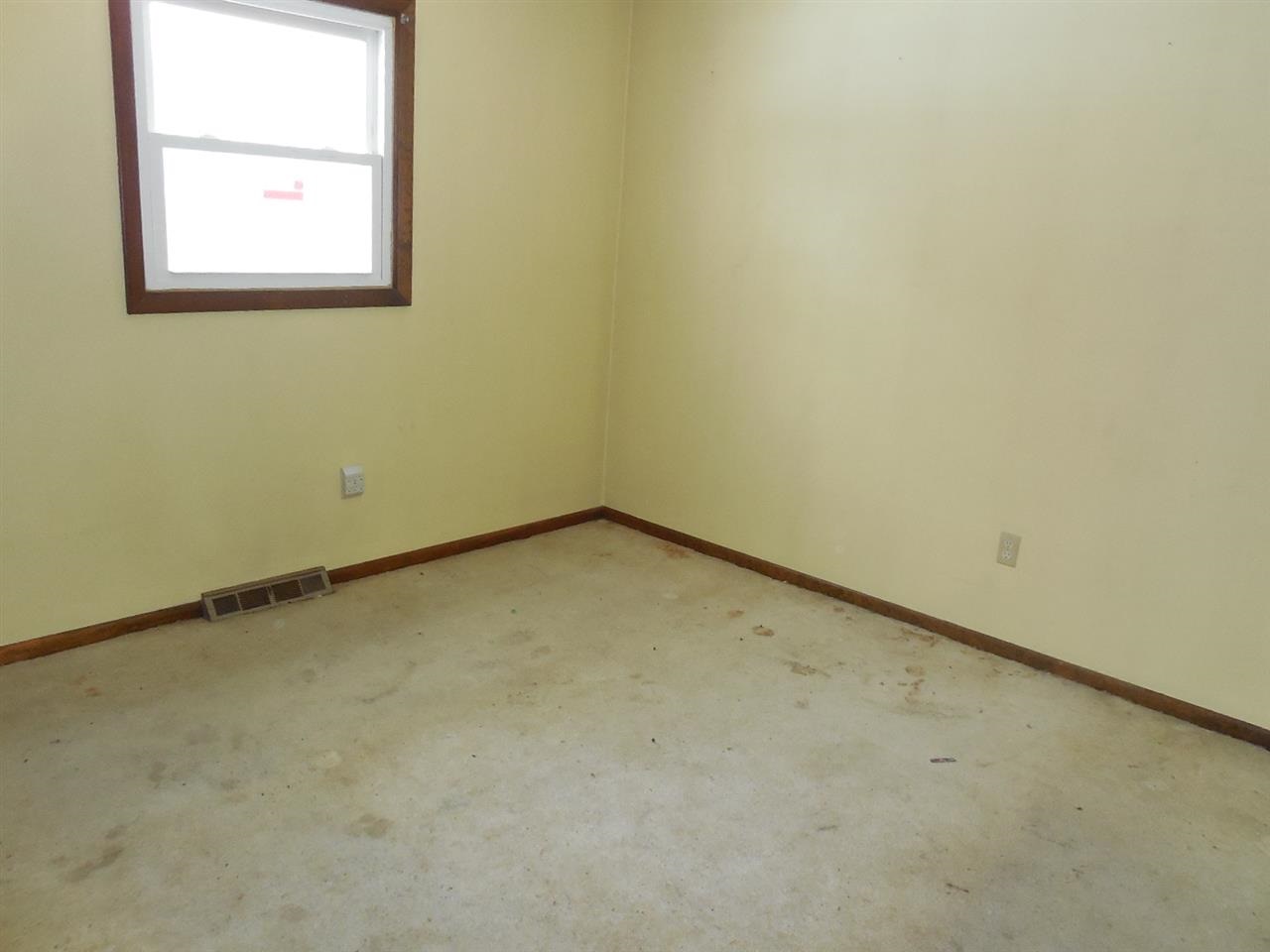 4153 E 450 N, Leesburg, IN 46538 photo 13