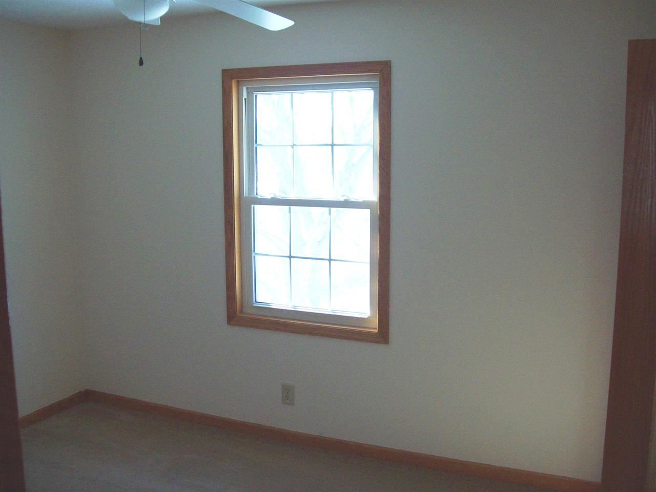 54923 Dawn Dr, Osceola, IN 46561 photo 11