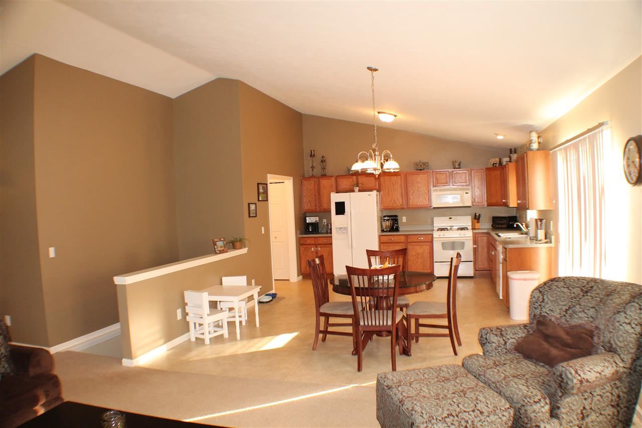 1919 Rambling Rose Ln, Mishawaka, IN 46544 photo 8