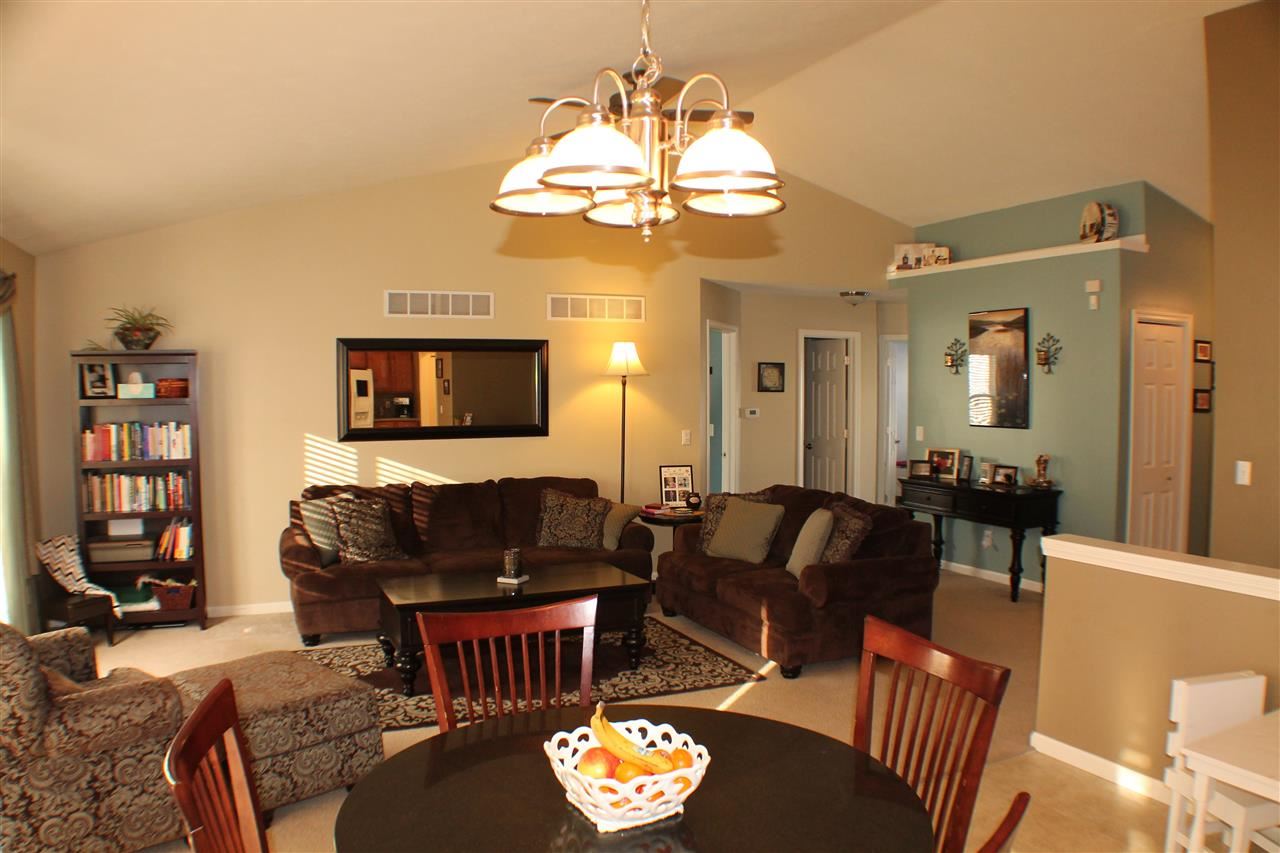 1919 Rambling Rose Ln, Mishawaka, IN 46544 photo 11