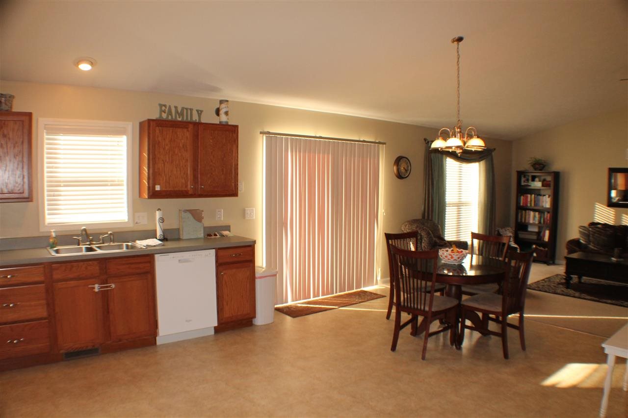 1919 Rambling Rose Ln, Mishawaka, IN 46544 photo 10