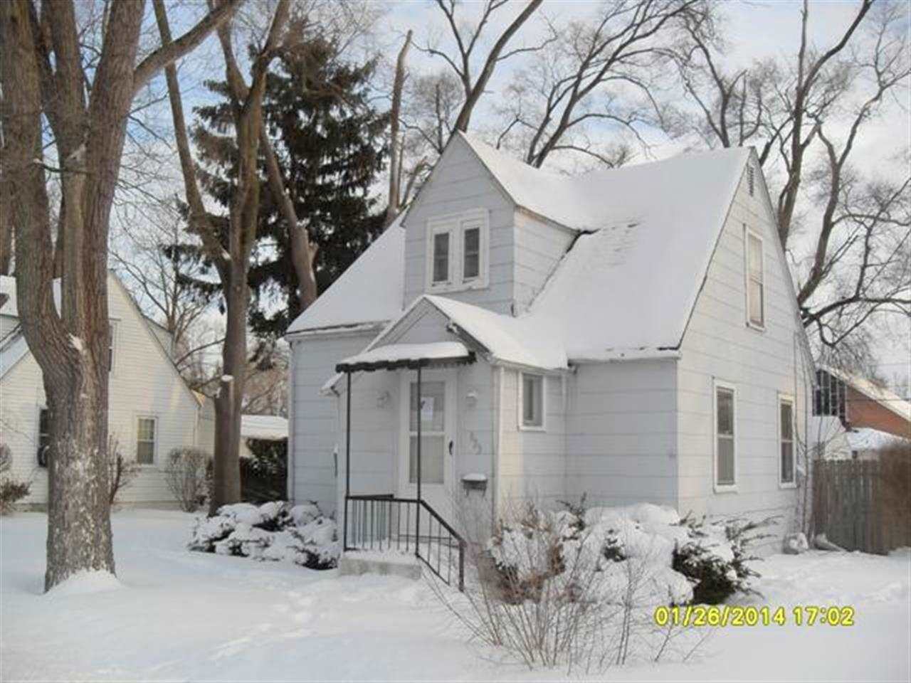 933 W Lusher Ave, Elkhart, IN 46517 photo 1