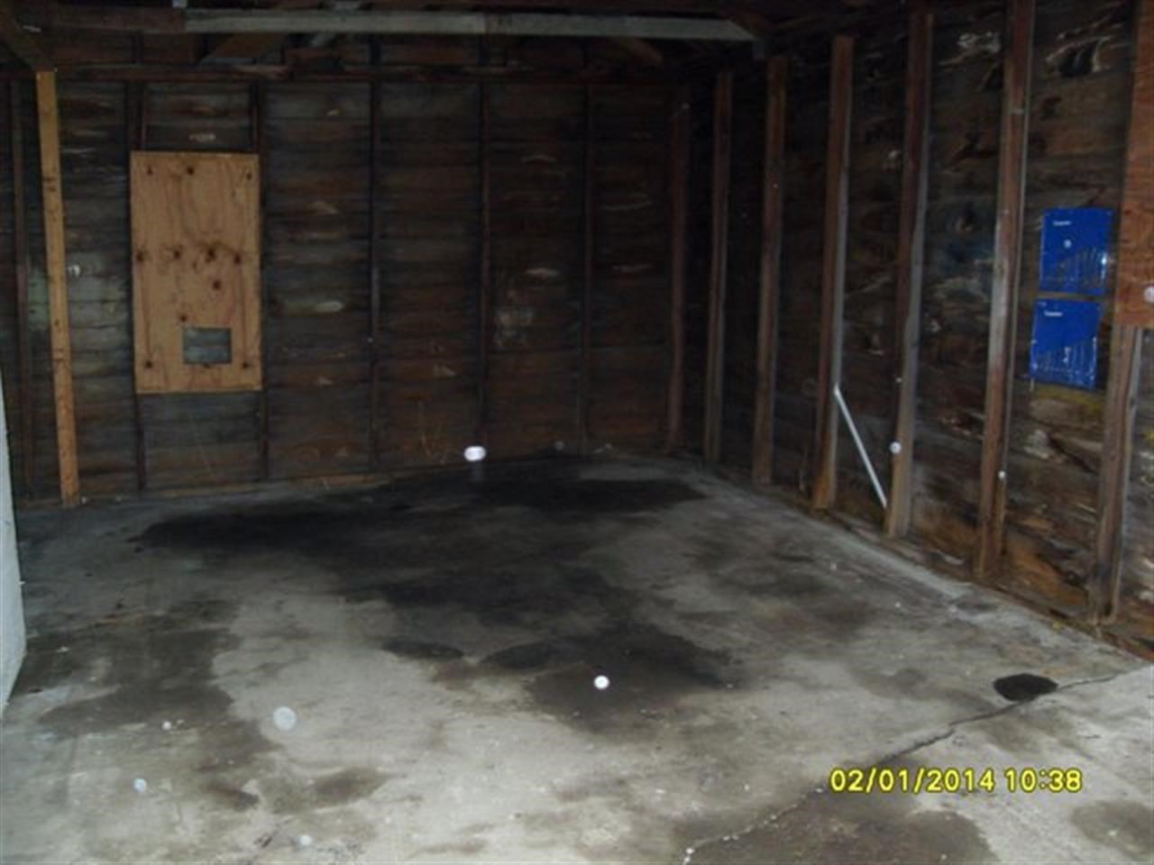 933 W Lusher Ave, Elkhart, IN 46517 photo 13