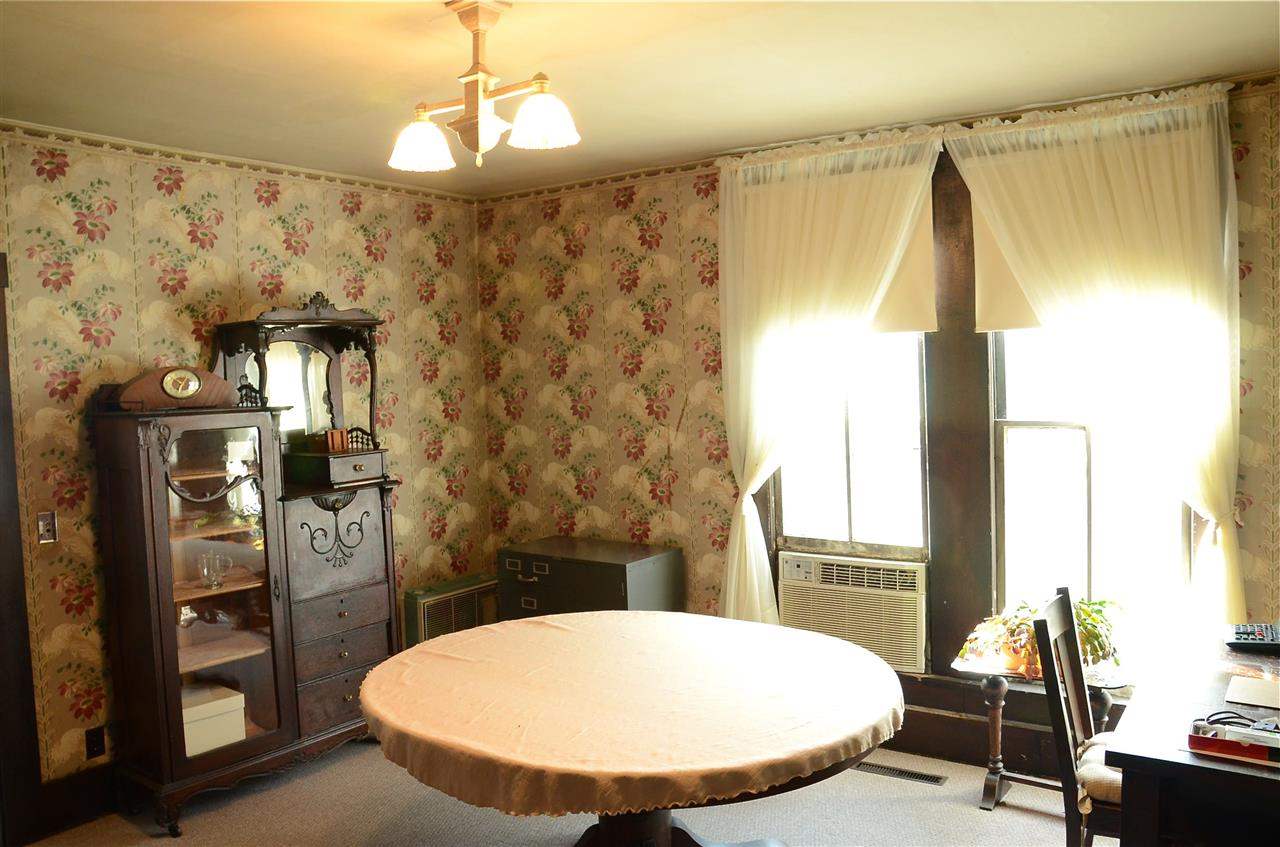 101 S Brown St, Otterbein, IN 47970 photo 5