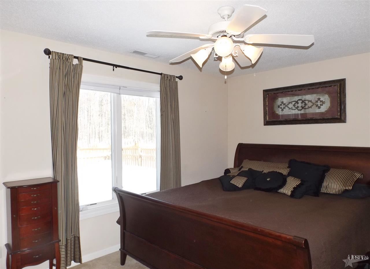 12402 Tanzanite Ct, Fort Wayne, IN 46818 photo 9