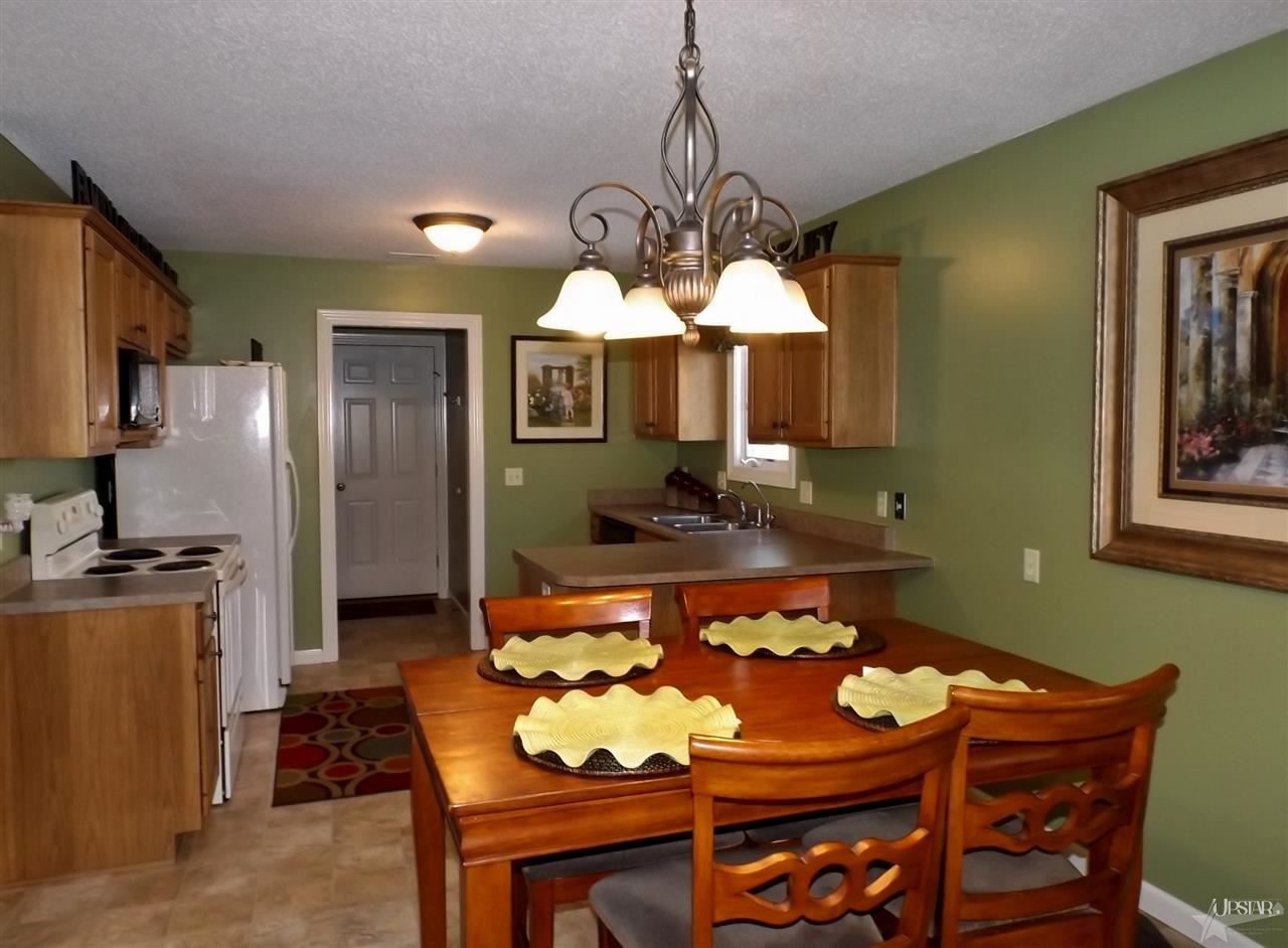 12402 Tanzanite Ct, Fort Wayne, IN 46818 photo 5