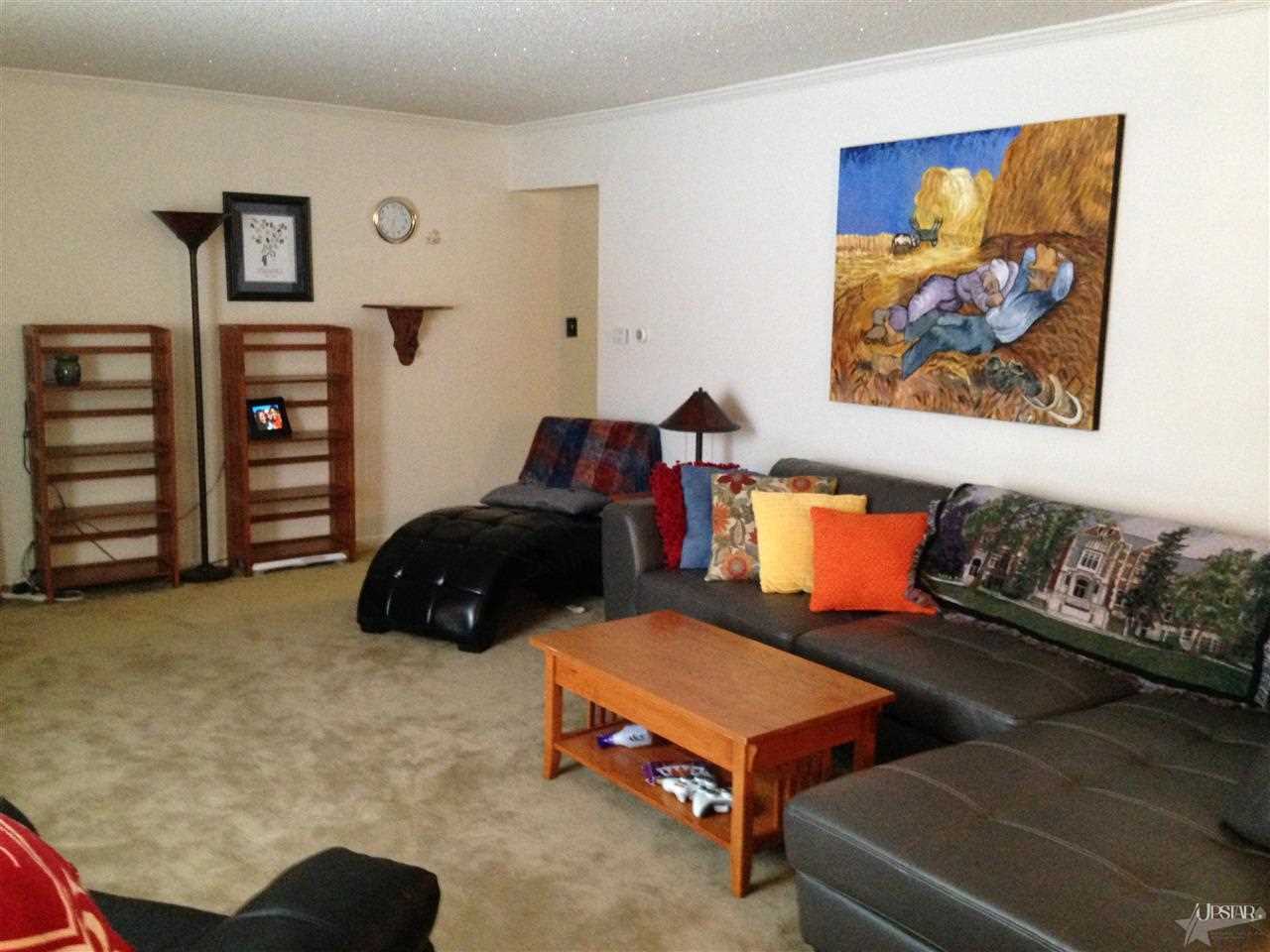 3925 Oak Park Dr, Fort Wayne, IN 46815 photo 5