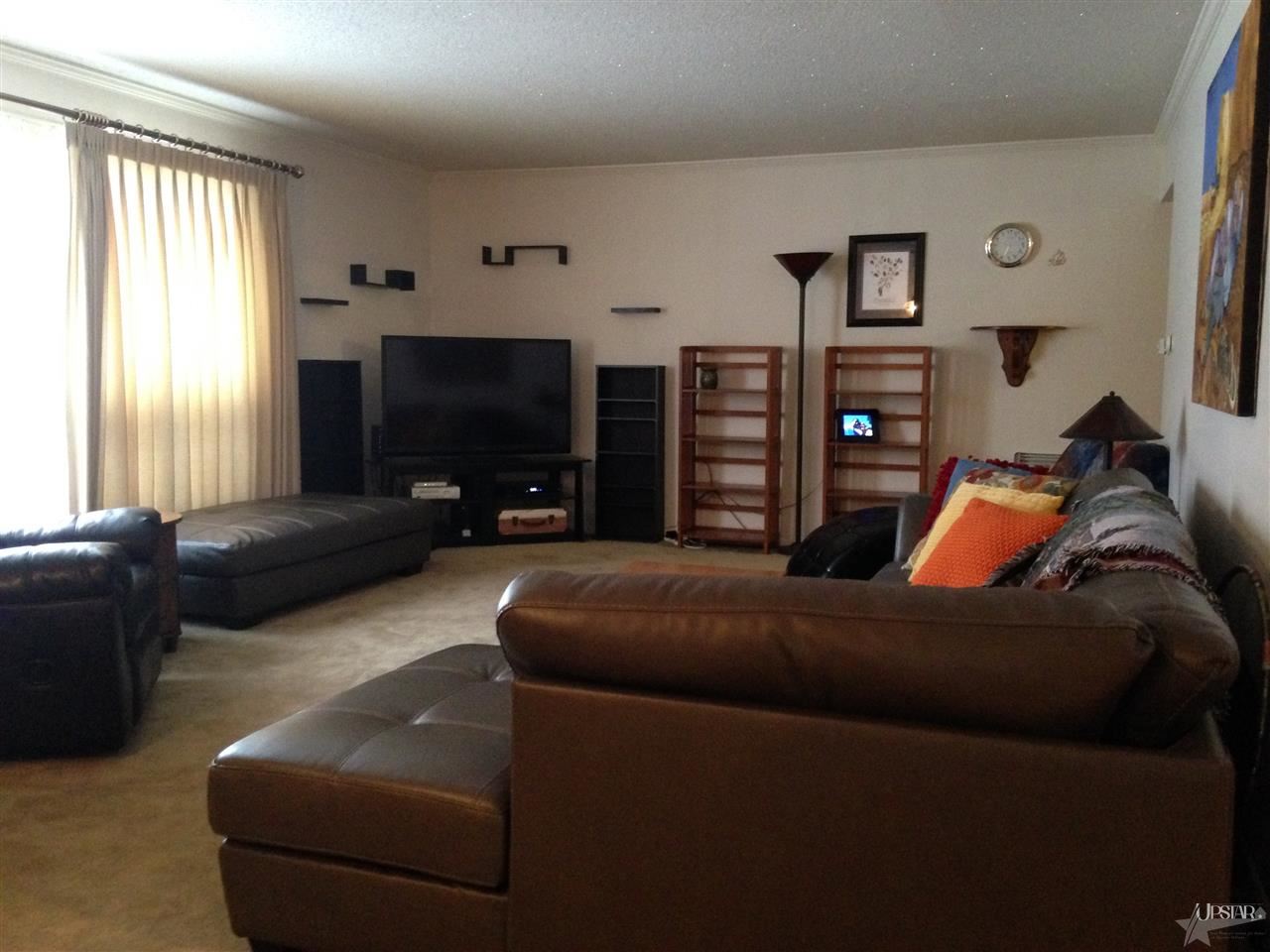 3925 Oak Park Dr, Fort Wayne, IN 46815 photo 4