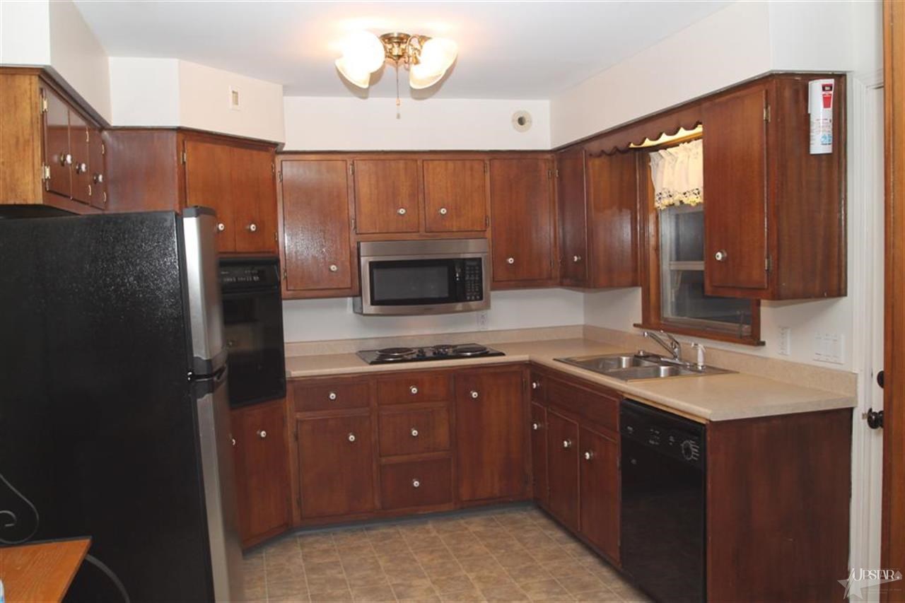 2510 Sherborne Blvd, Fort Wayne, IN 46805 photo 3