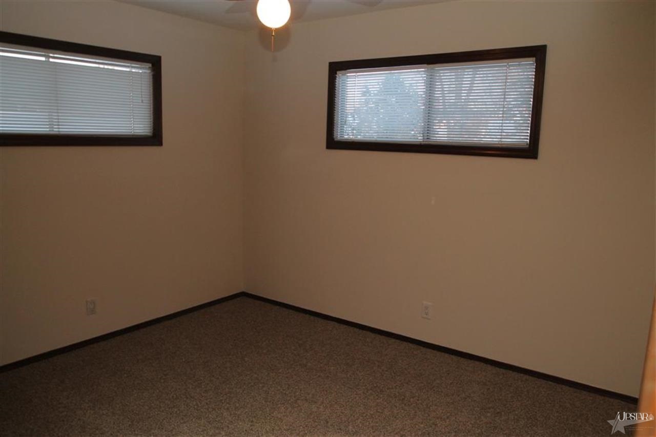2510 Sherborne Blvd, Fort Wayne, IN 46805 photo 12