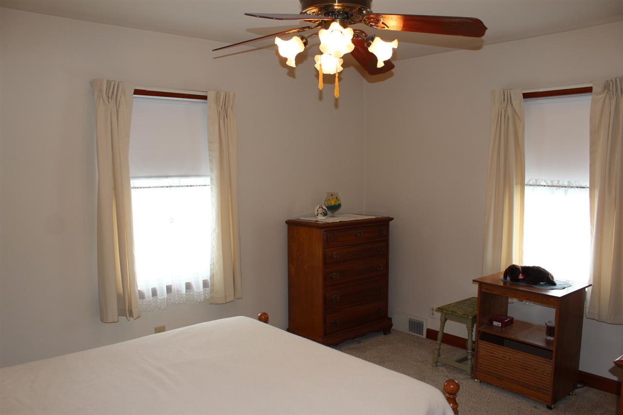 610 W 15th St, Mishawaka, IN 46544 photo 7