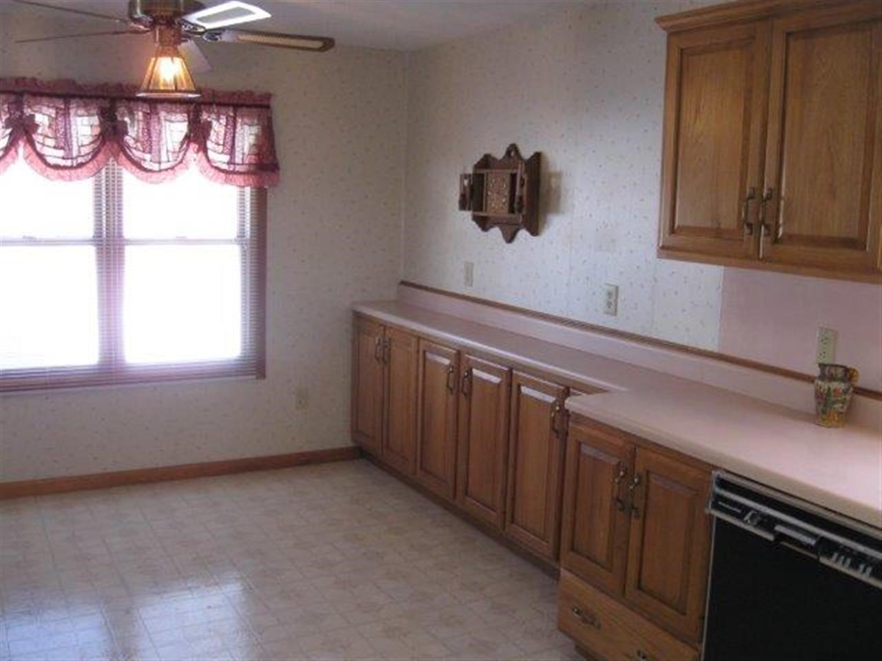 507 E Dixie St, Bloomington, IN 47401 photo 7