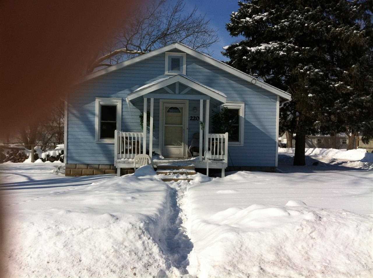 220 S Harrison St, Warsaw, IN 46580 photo 1