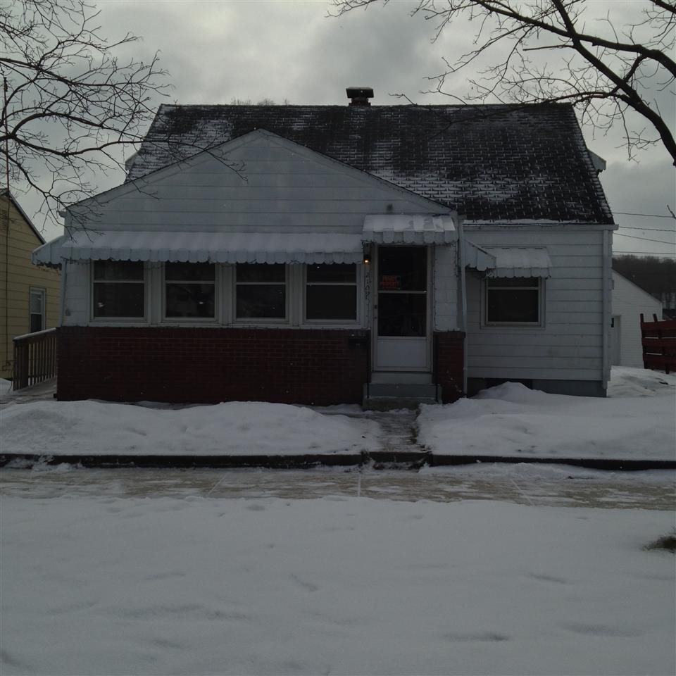 2109 Milburn Blvd, Mishawaka, IN 46544 photo 1