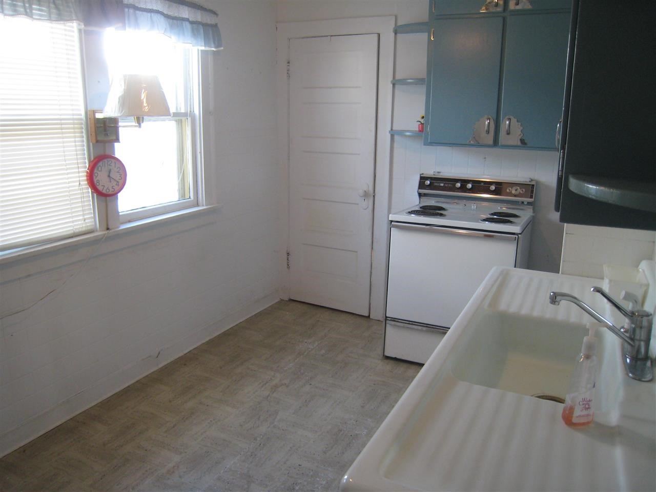 1733 Marine St, South Bend, IN 46613 photo 5