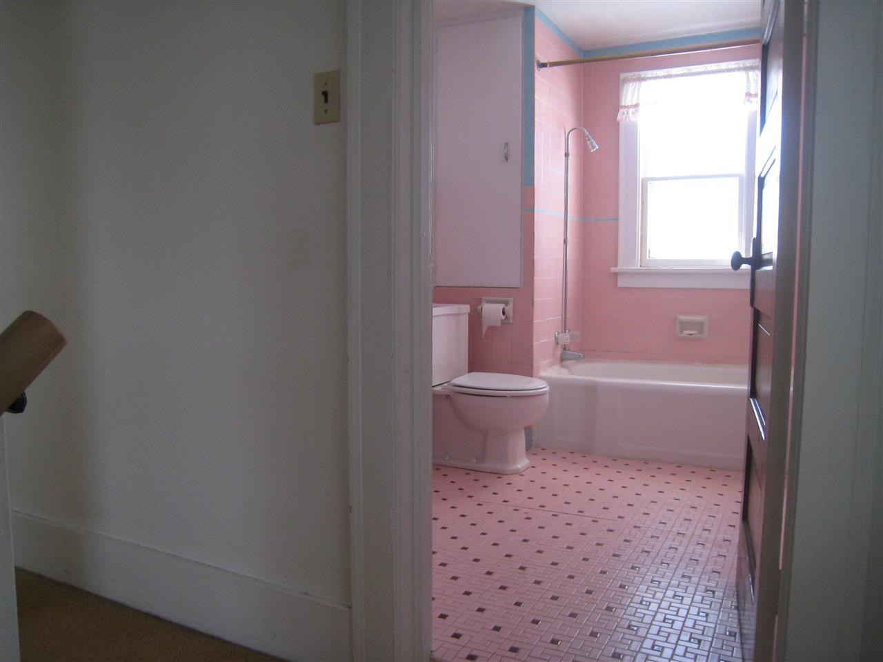 1733 Marine St, South Bend, IN 46613 photo 7