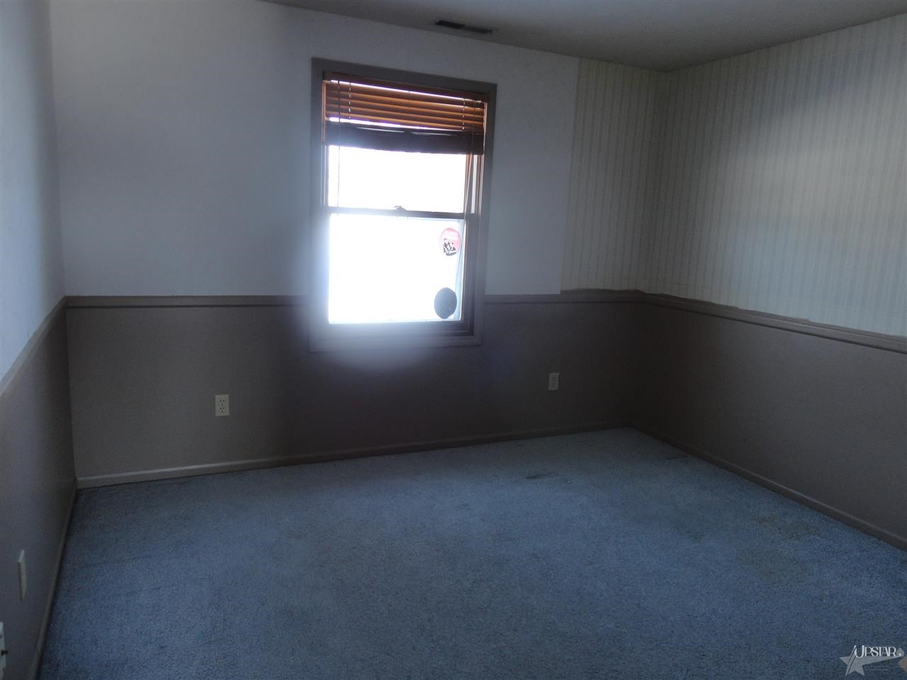 708 E Mill St, Ossian, IN 46777 photo 7