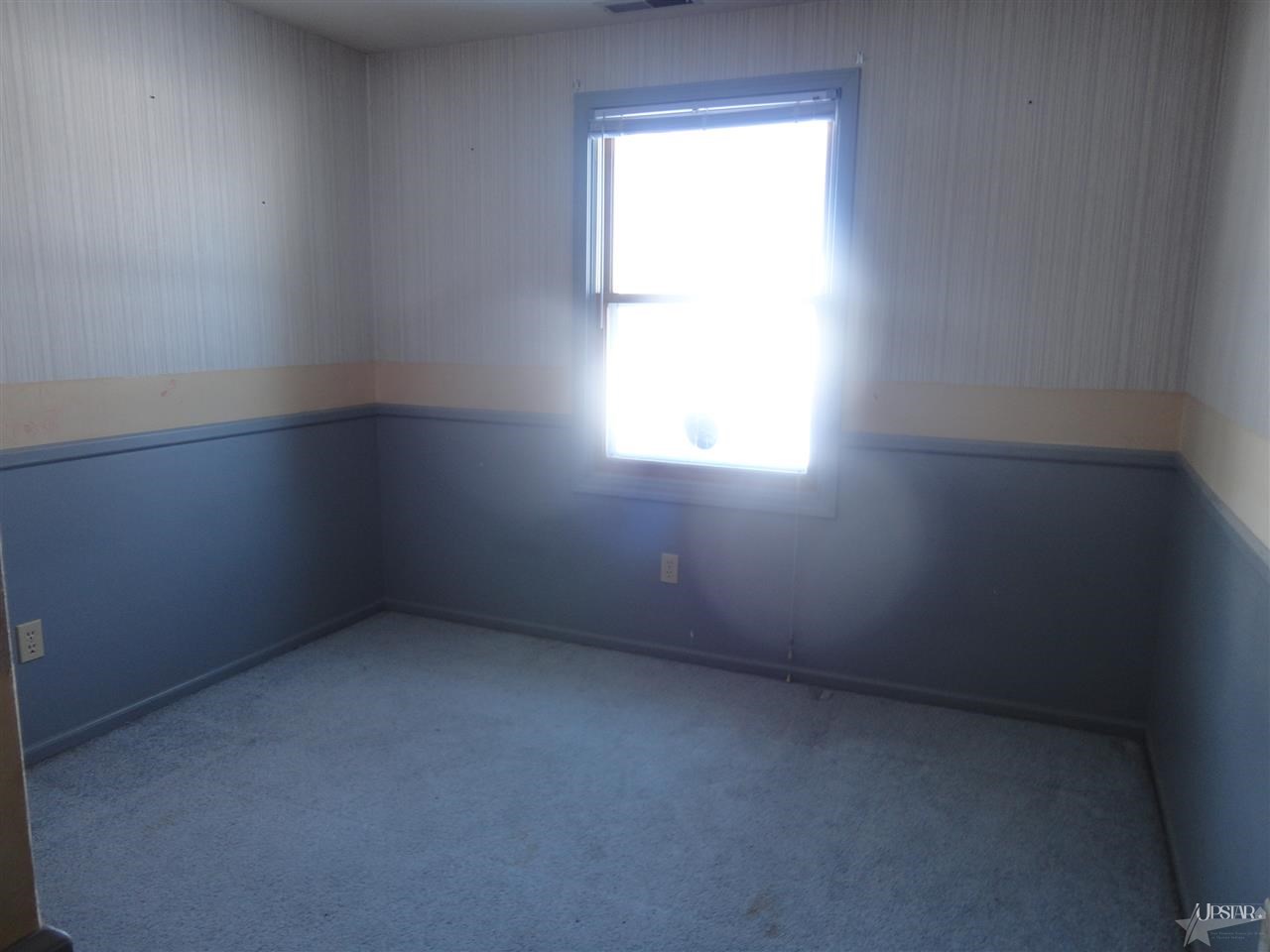 708 E Mill St, Ossian, IN 46777 photo 6
