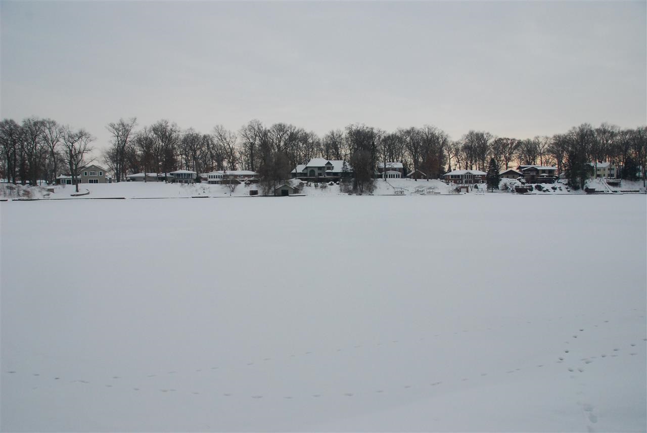 30674 N Shore Dr, Elkhart, IN 46514 photo 6