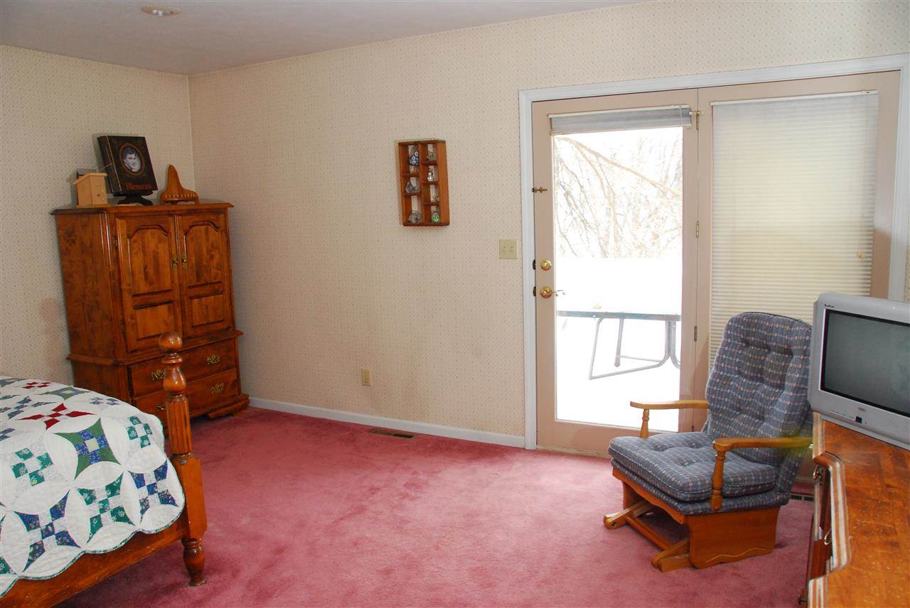 30674 N Shore Dr, Elkhart, IN 46514 photo 13