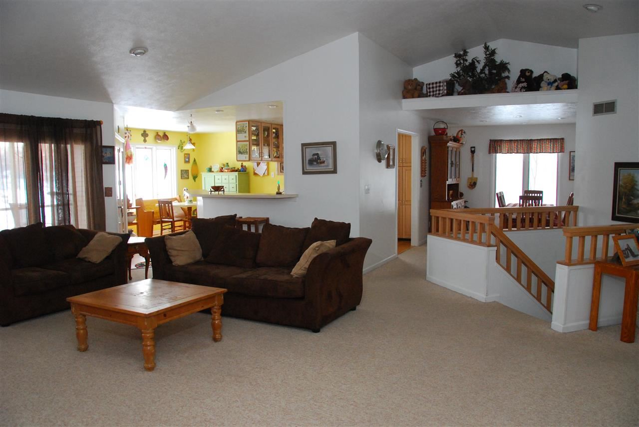 30674 N Shore Dr, Elkhart, IN 46514 photo 7