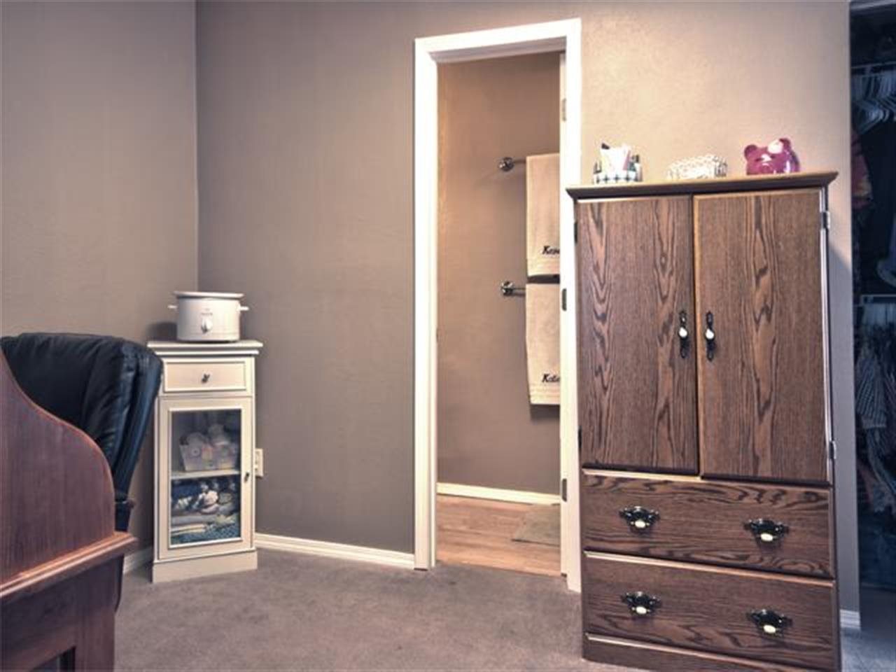 1025 Center St, Elkhart, IN 46516 photo 10