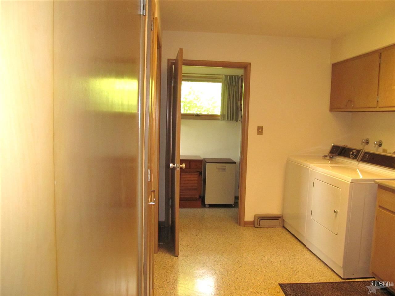 616 Roxbury Ct, Fort Wayne, IN 46807 photo 21
