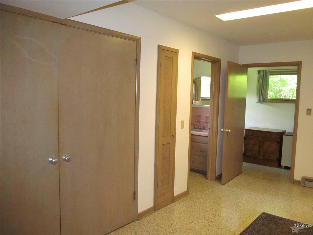616 Roxbury Ct, Fort Wayne, IN 46807 photo 23