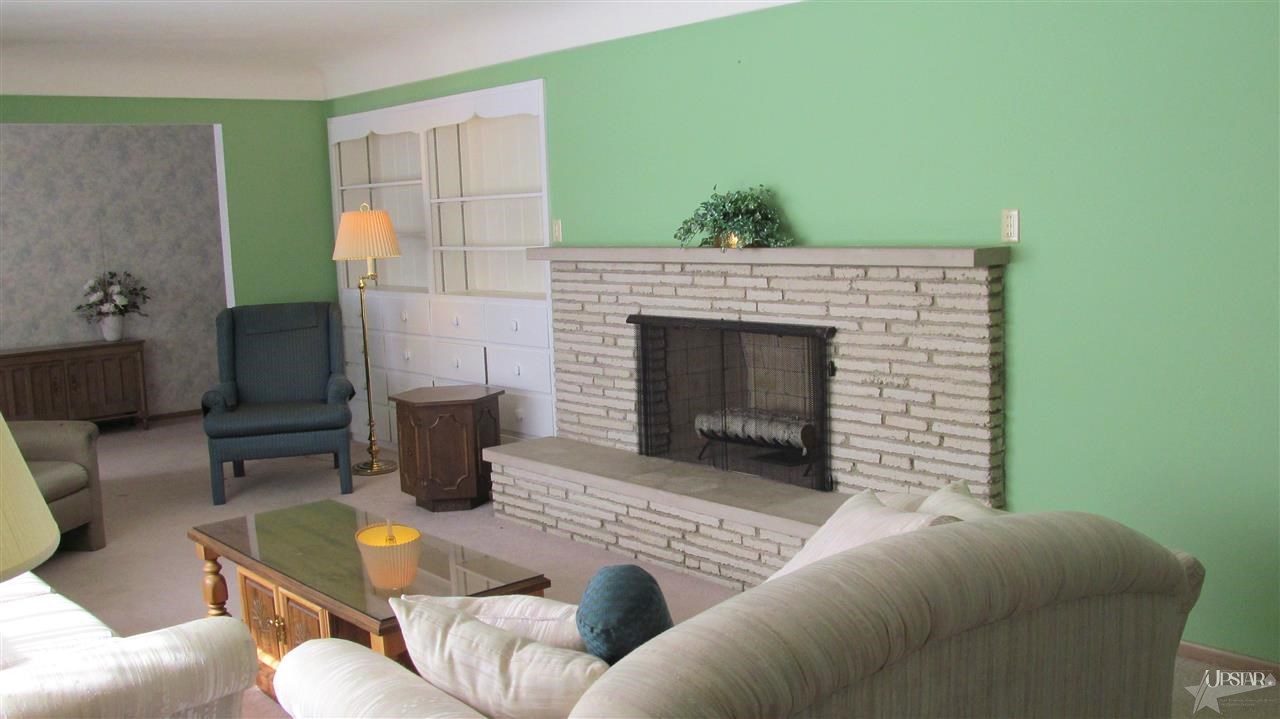 616 Roxbury Ct, Fort Wayne, IN 46807 photo 9