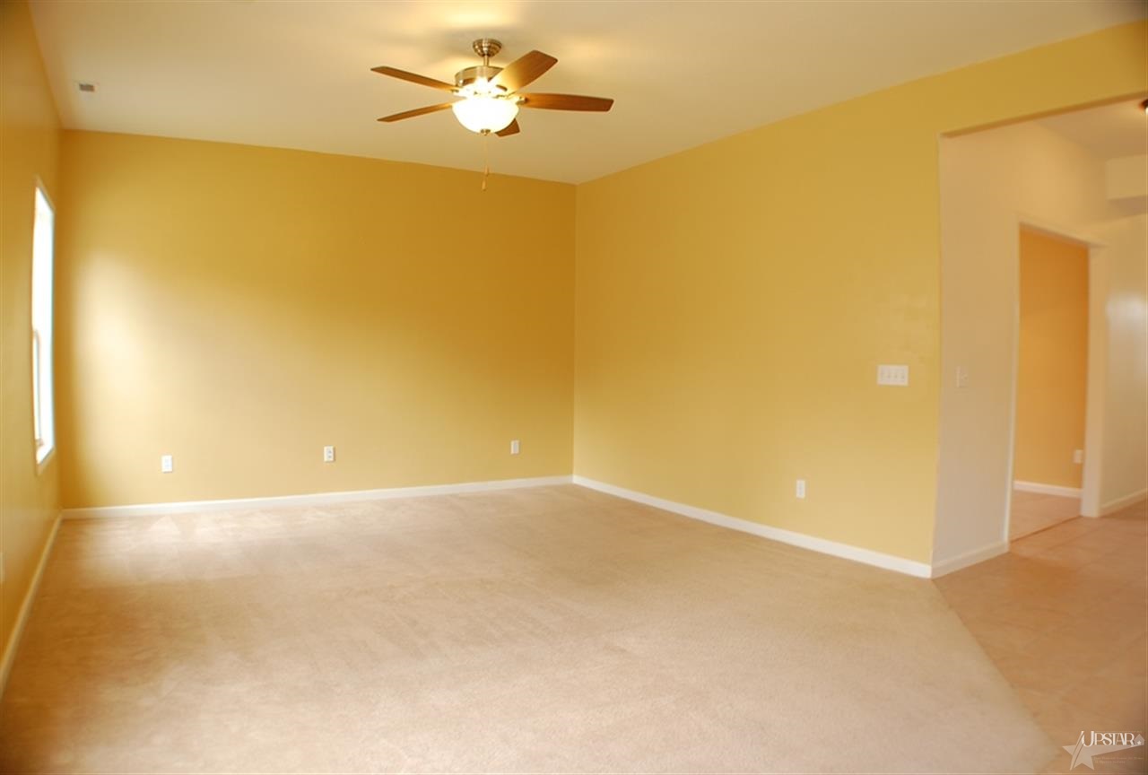 7226 Shetland Dr, Fort Wayne, IN 46814 photo 3
