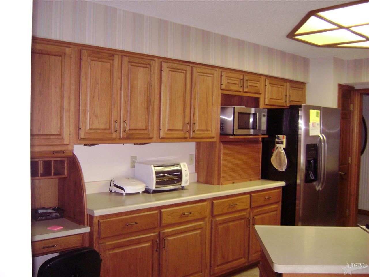 8024 Calera Ct, Fort Wayne, IN 46818 photo 3
