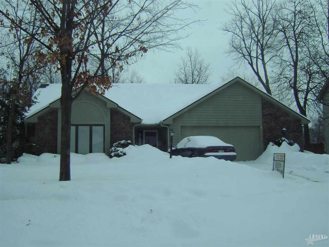 8024 Calera Ct, Fort Wayne, IN 46818 photo 1