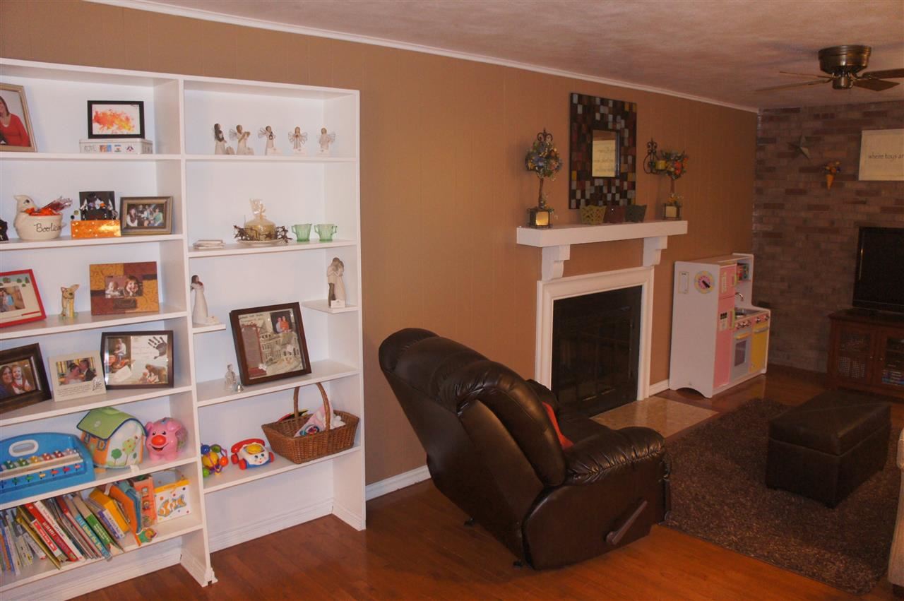 25822 Meadow Oak Ln, Elkhart, IN 46514 photo 4