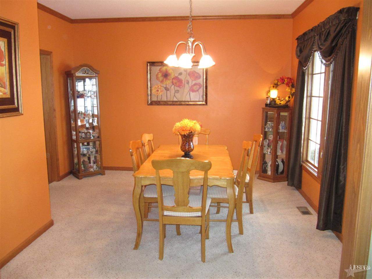 9163 Sunriver Ct, New Haven, IN 46774 photo 4
