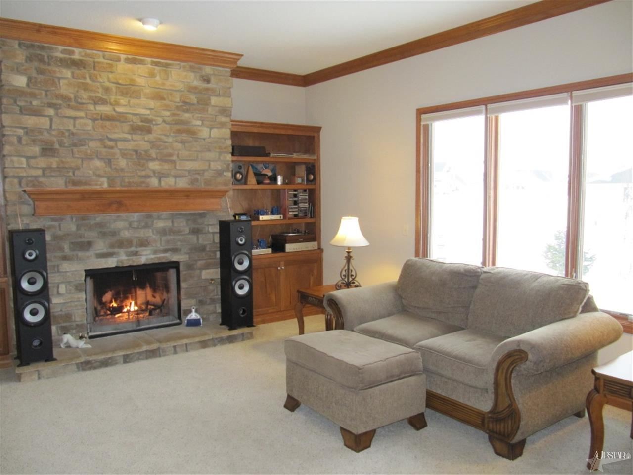 9163 Sunriver Ct, New Haven, IN 46774 photo 6