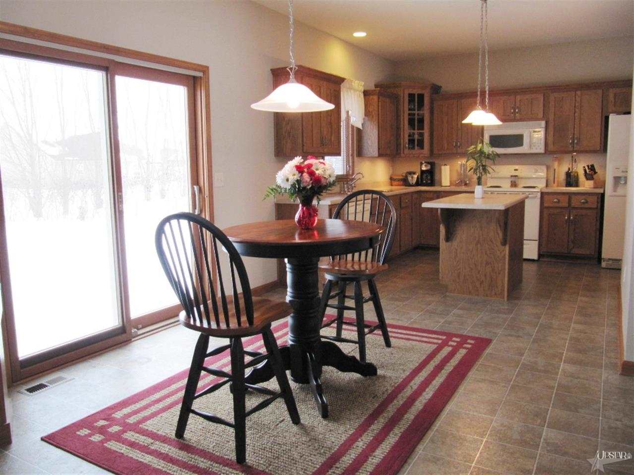 9163 Sunriver Ct, New Haven, IN 46774 photo 8