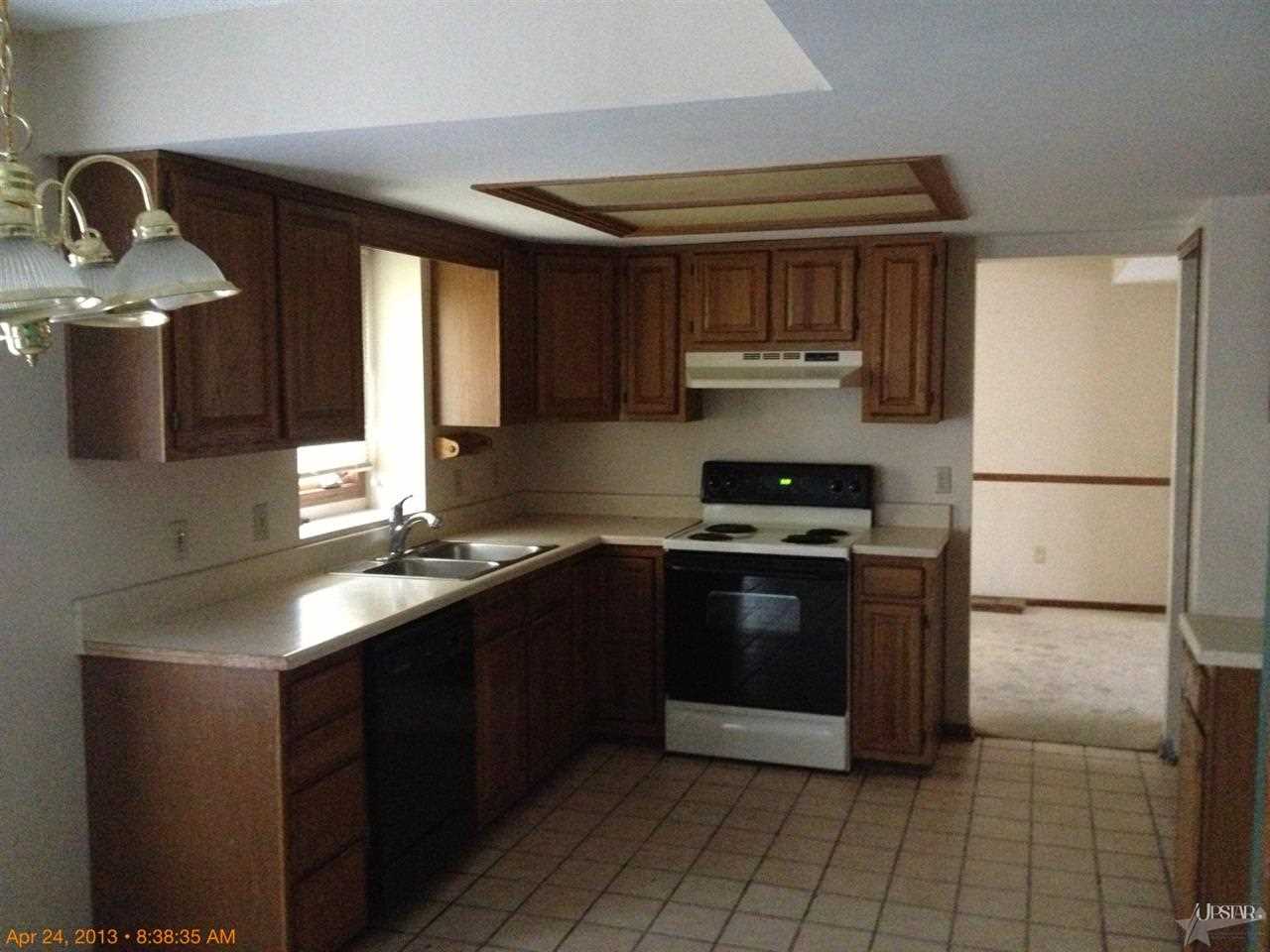 6202 Gate Tree Ln, Fort Wayne, IN 46835 photo 3