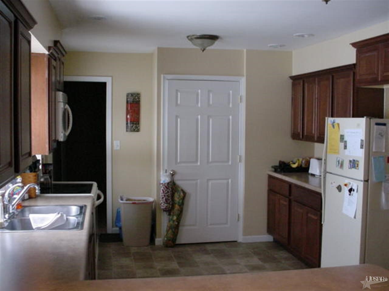 403 Gage Ave, Decatur, IN 46733 photo 2