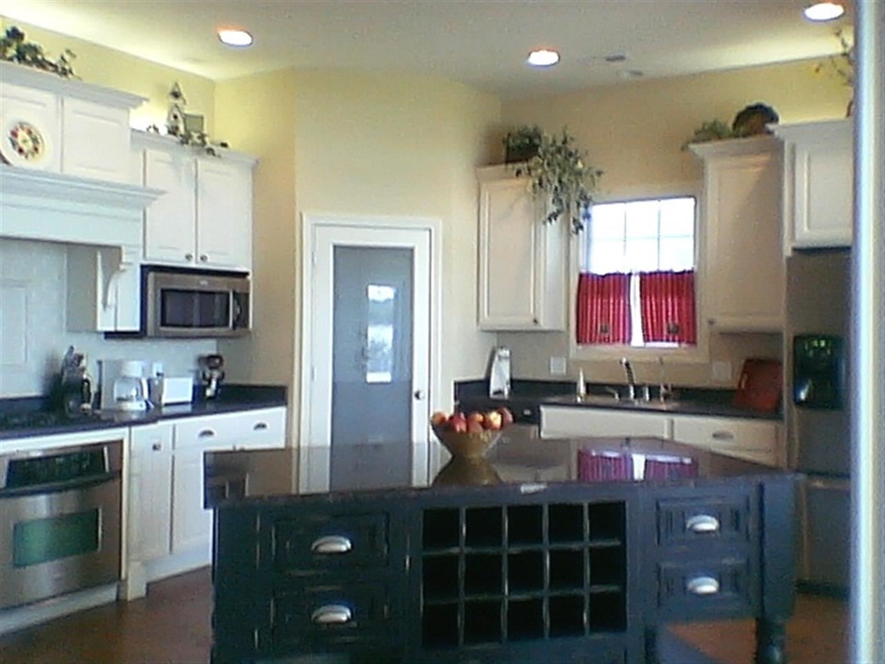 11572 N Sunrise Dr, Syracuse, IN 46567 photo 5