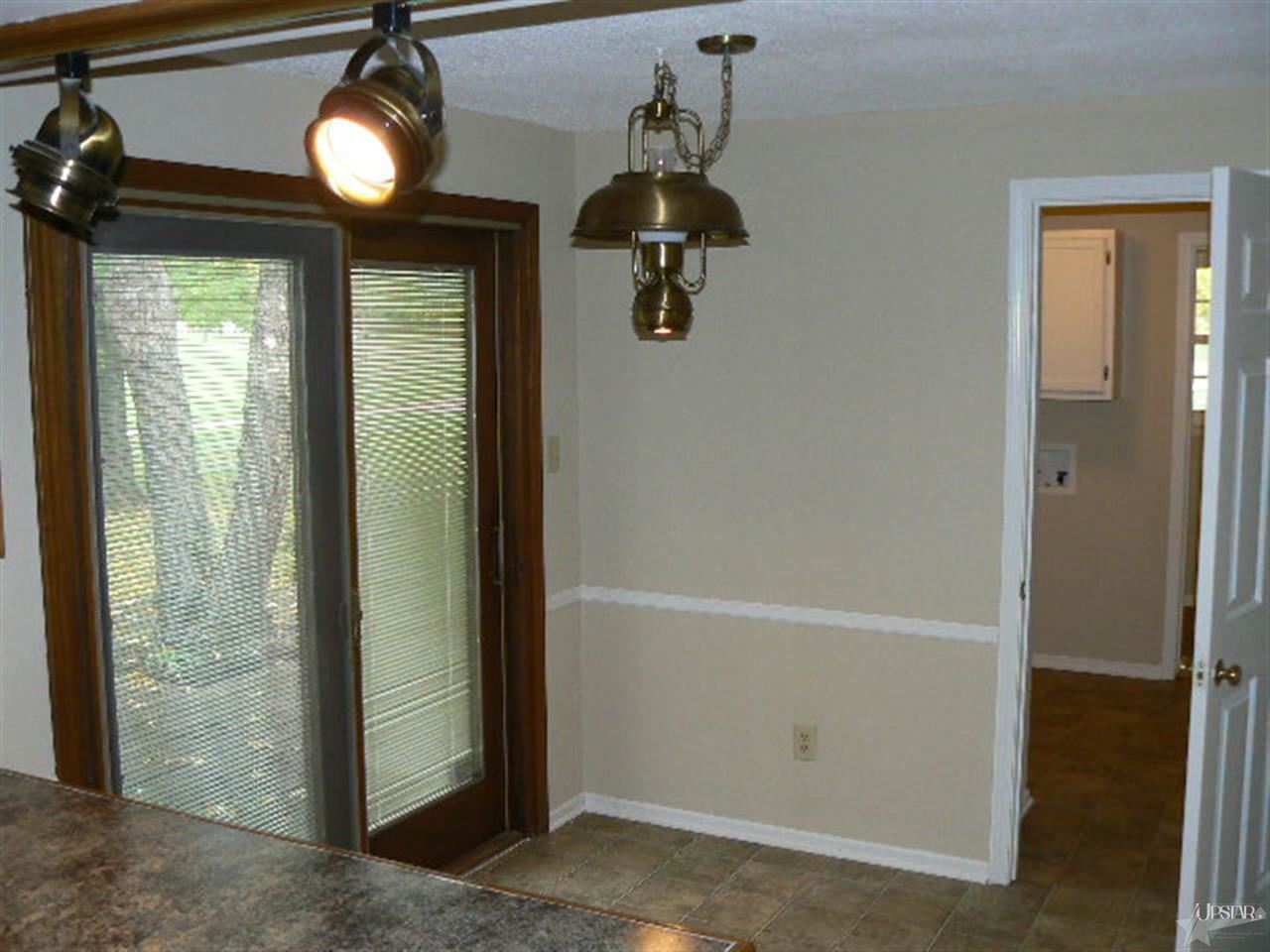 3329 Solitude Pl, Fort Wayne, IN 46815 photo 8