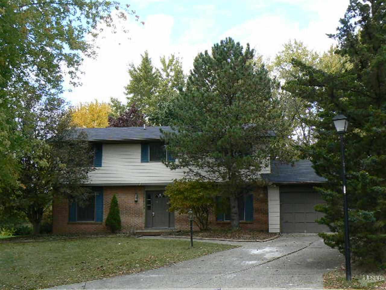 3329 Solitude Pl, Fort Wayne, IN 46815 photo 1