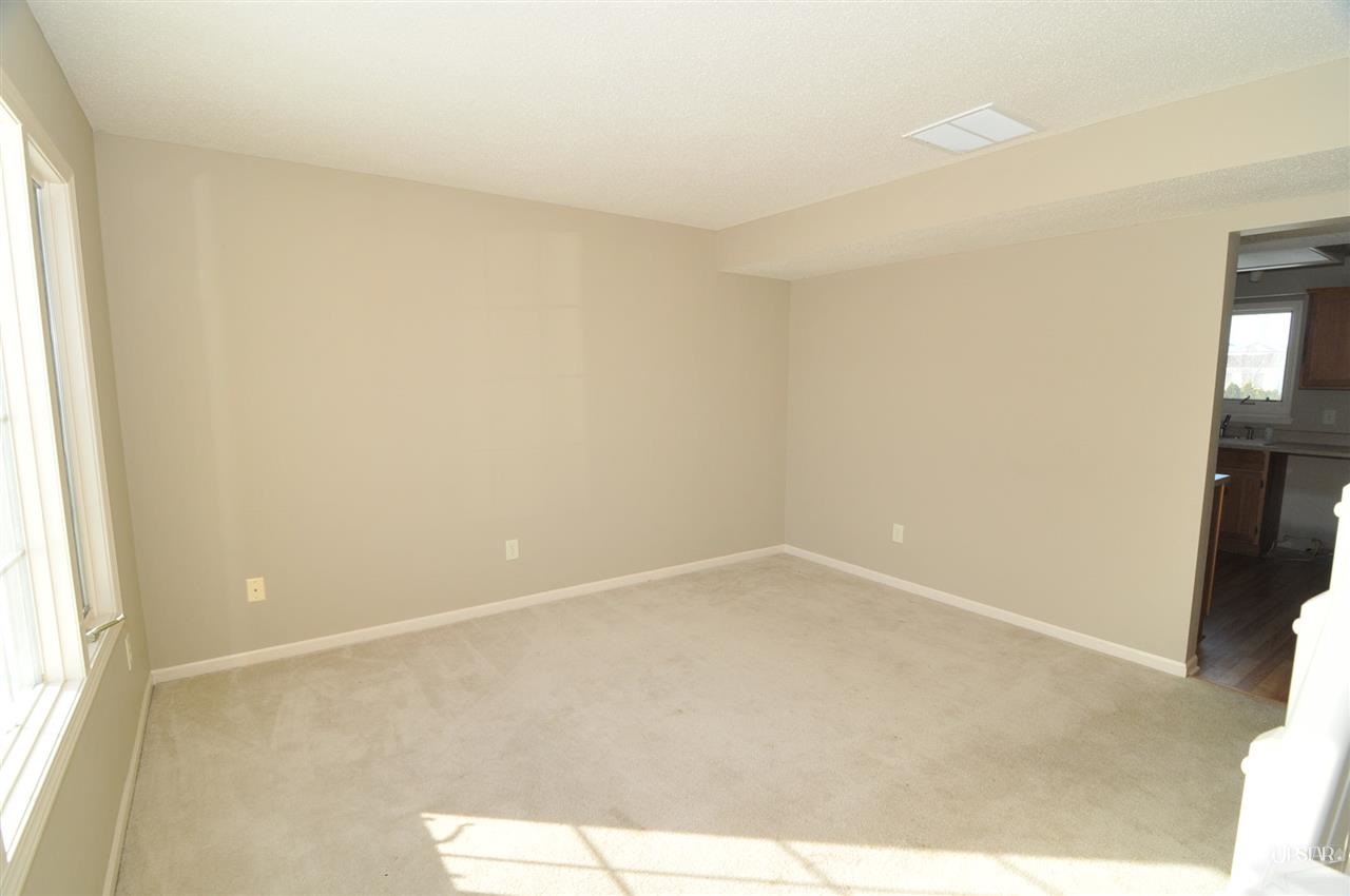 7109 Canterwood Pl, Fort Wayne, IN 46835 photo 2