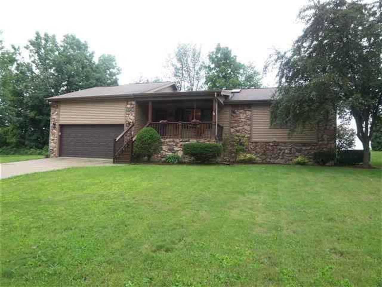 3877 E Forest Glen Ave, Leesburg, IN 46538 photo 1